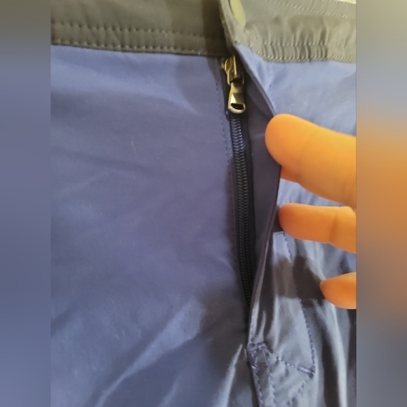 J. Crew Blue Swim Trunks 7" inseam Black Trim Button Zip Closure Pockets 31 - Picture 3 of 7